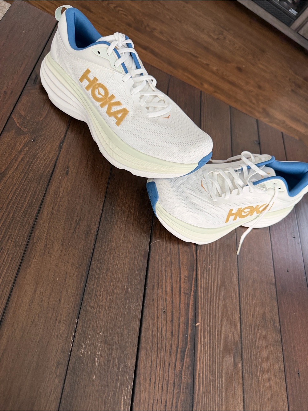 Hoka One Men's Bondi 8 Frost Gold Running Comfort Shoes size-11